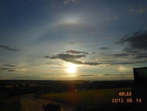 http://napcsillag.hupont.hu/felhasznalok_uj/2/1/212921/kepfeltoltes/2012_juni_14_halo.jpg?71775823